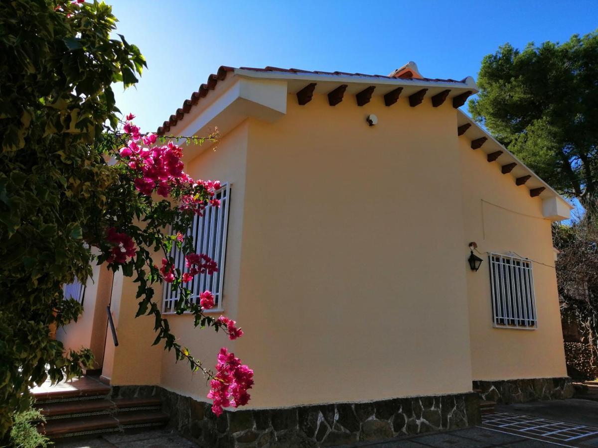 Chalet Montprats, Serra Екстериор снимка